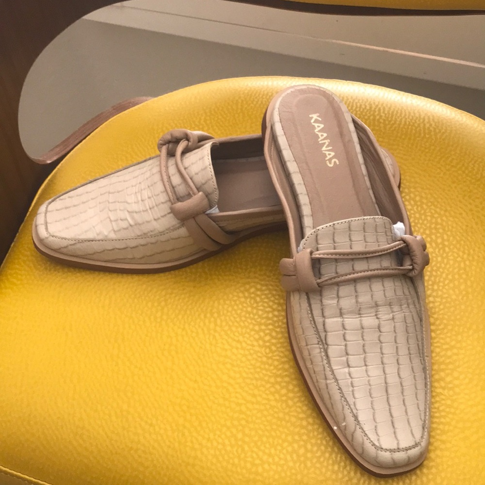 Kaanas Beige Croc-Embossed Leather Slip-On Loafer